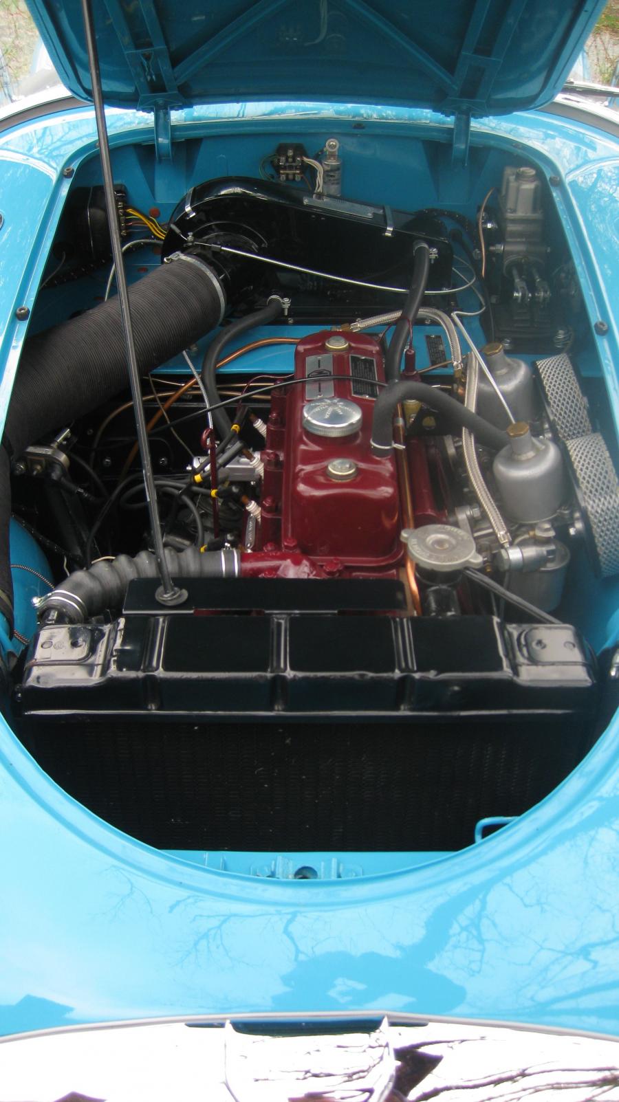  MGA 1600 Mk I Roadster Blue 1960 года  (фото 3 из 4)